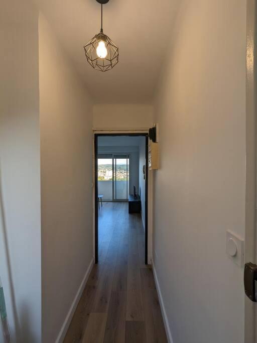 Appartment - Vue Imprenable Sur La Cite Medievale - Parking Gratuit - Climatise Carcassonne Exterior foto